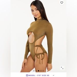 Savage x Fenty cutout mock neck body suit. Sleep and shine Strappy teddy.